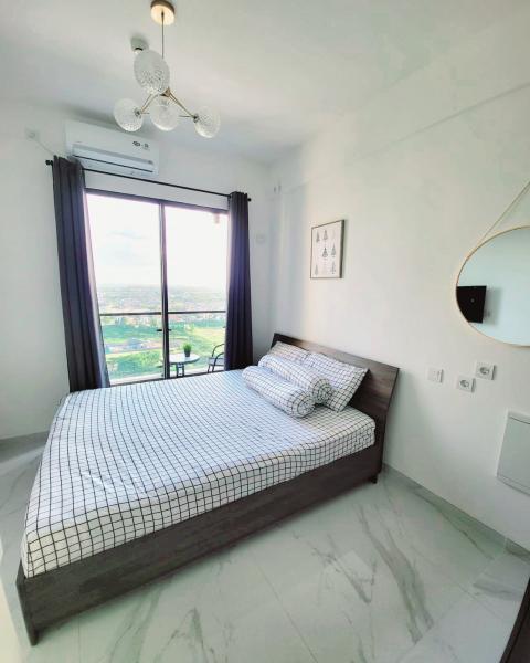 FOR RENT SKY HOUSE BSD STUDIO WITH BALCONY