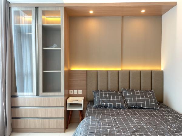 Disewakan Apartemen Roseville Soho & Suite BSD - 1BR Eksklusif Baru Murah Fully Furnish Electronic