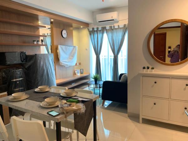 Disewakan Apartemen Roseville Soho & Suite BSD - 2BR Eksklusif Baru Murah Fully Furnish Electronic