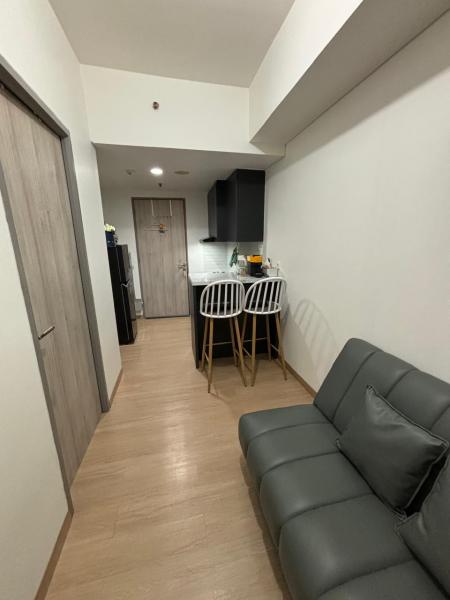 Ruang tamu dengan sofabed