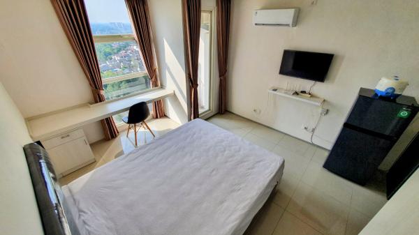 Sewa Apartemen Intermark BSD Tangerang Selatan - Lantai Tinggi, Studio 28 m2 Fully Furnished - Kompleks Swiss-belhotel, Associate Office Tower