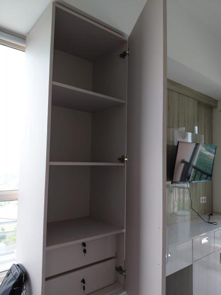 WARDROB + TV