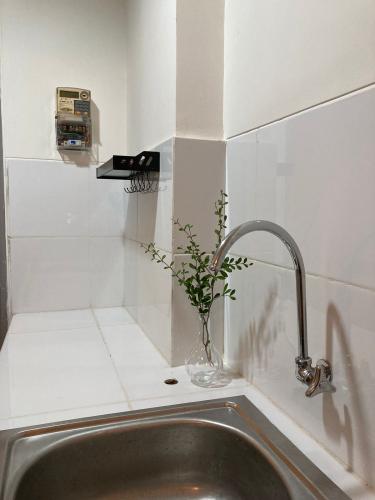 Disewakan Tahunan / Bulanan Apartemen Akasa Pure Living BSD Serpong – Studio Furnished