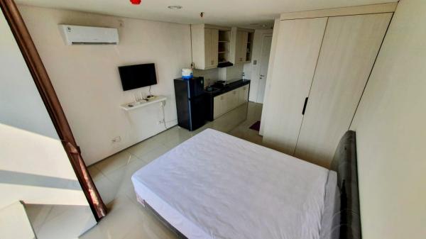 Sewa Apartemen Intermark BSD Tangerang Selatan - Lantai Tinggi, Studio 28 m2 Fully Furnished - Kompleks Swiss-belhotel, Associate Office Tower
