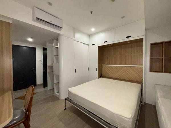 Sewa Apartemen Grand Studio Full Furnished di Collins Boulevard - Tangerang Selatan