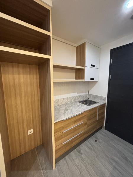 Sewa Apartemen Grand Studio Full Furnished di Collins Boulevard - Tangerang Selatan