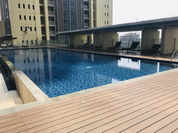 Outdoor swimming pool